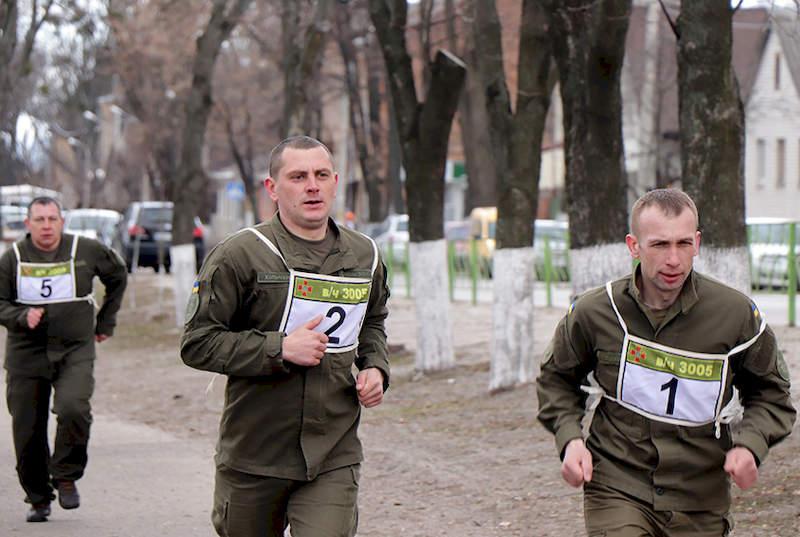 Сержанти на дистанції