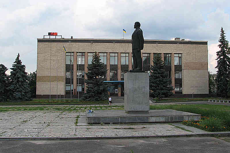 Памятник Ленину в Изюме