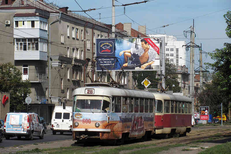 Трамвай на ул. Веснина