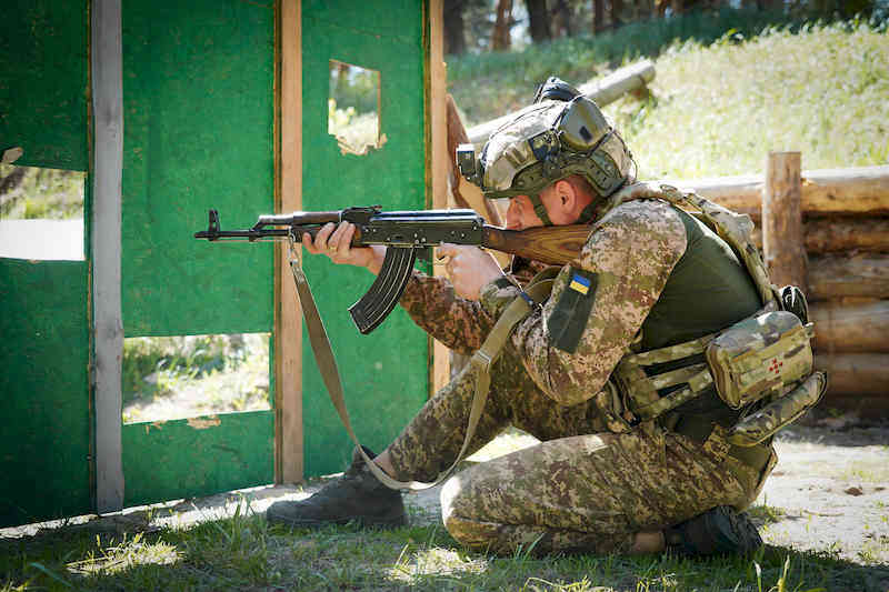 Перепідготовка офіцерів на полігоні