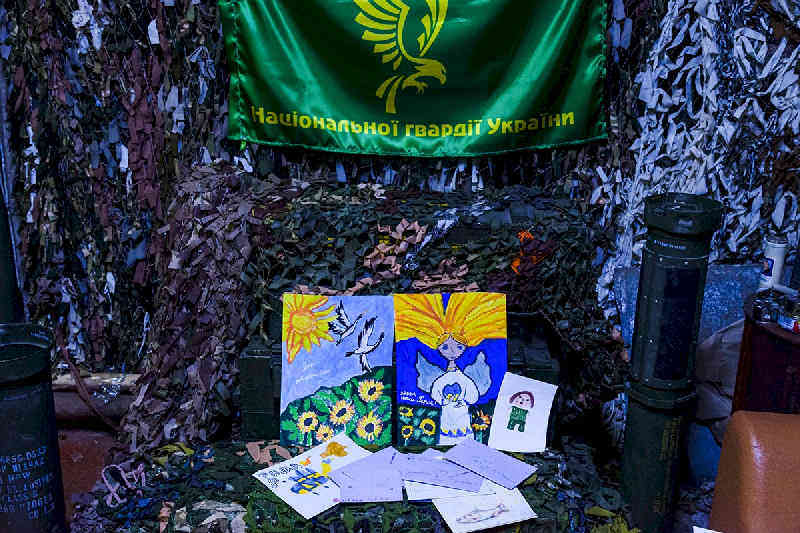 Письма, рисунки и теплые слова поддержки, собранные в ходе осенней акции совместно с издательством «Ранок» и книжным магазином «Книголенд»