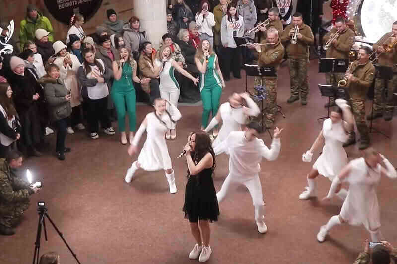 5 Слобожанская бригада «Скиф» НГУ поздравляет харьковчан с наступающим Новым 2026 годом!