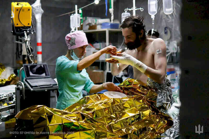 Эвакуированный Владислав в стабилизационном пункте