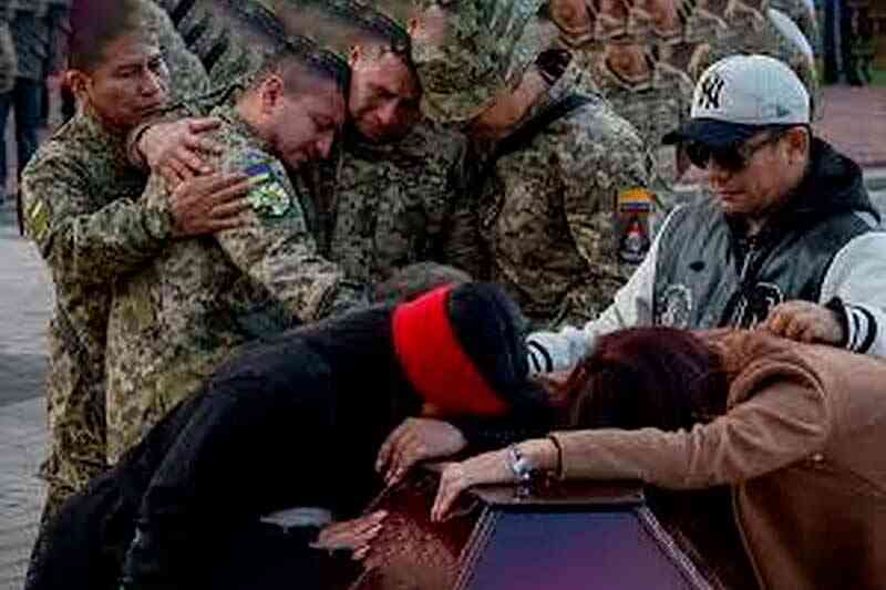 Колумбийцы, служащие в 13-й бригаде НГУ «Хартия»