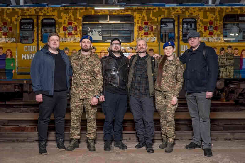 Нацгвардія спільно з КП «Київський метрополітен» запустили тематичний брендований вагон до 12 річниці створення НГУ
