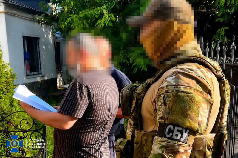 Затримання організатора схеми фіктивного працевлаштування ухилянтів
